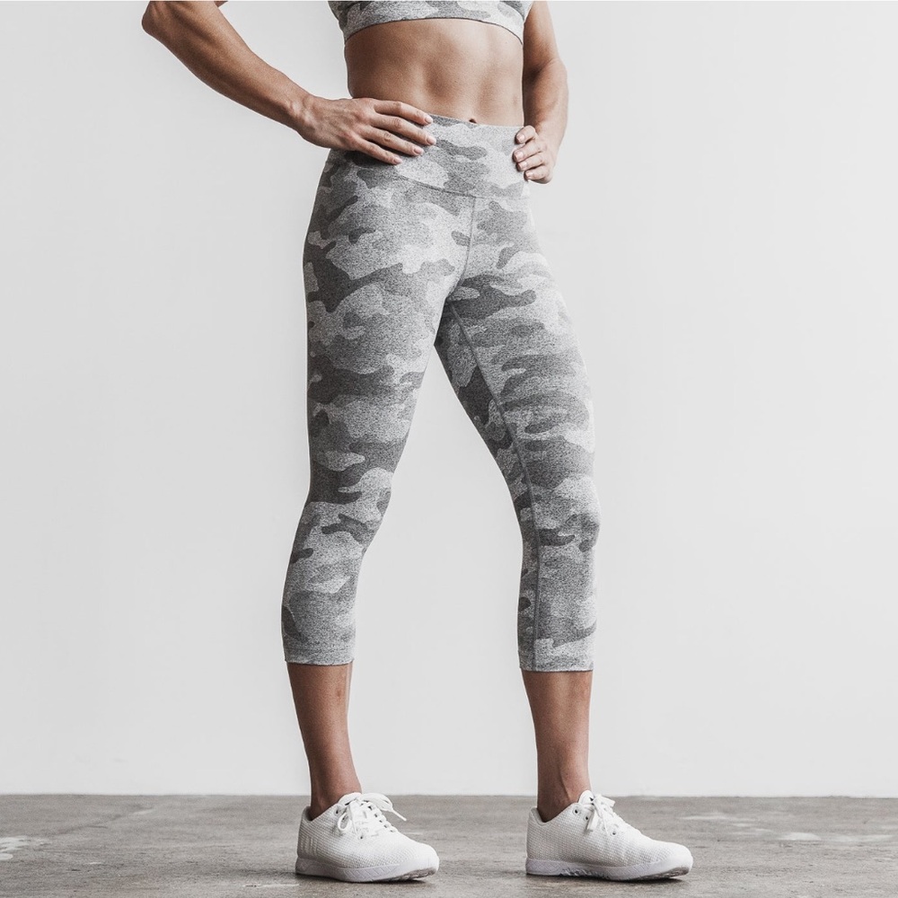 NOBULL Leggings Size Small